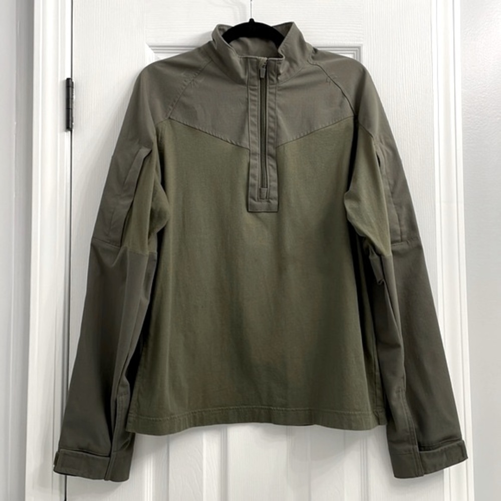 Mens Under Armour 1/2 Zip Shirt
